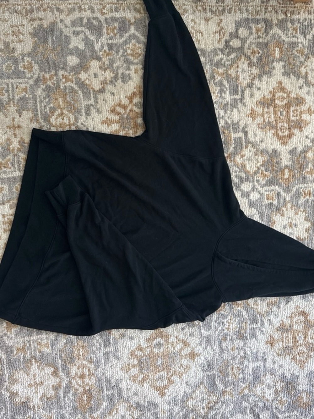 American Eagle Outfitters Black Hooded Pullover Sweatshirt